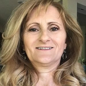 Meet your Posher, Faye